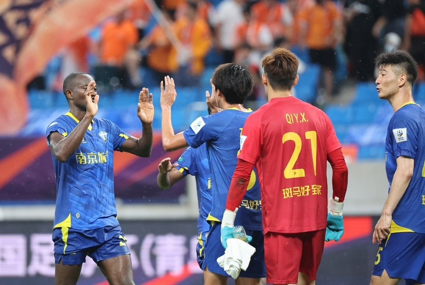 爱游戏官网-包含城市征战，中超球员备赛氛围热烈争夺激烈的词条