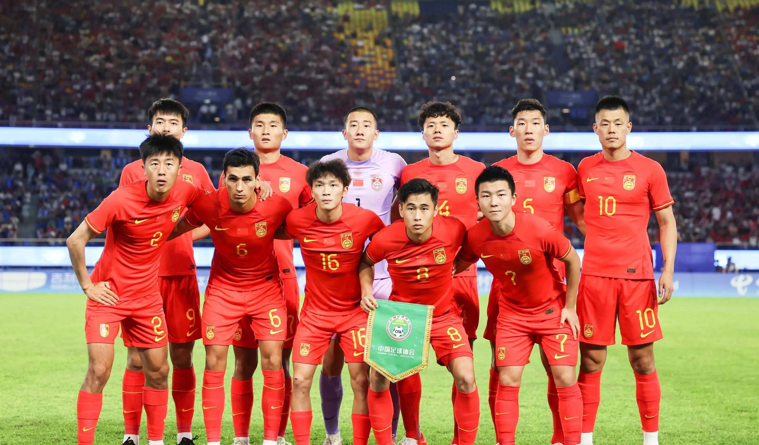 爱游戏登录入口-国内足球联赛中一些冷门球队崭露头角