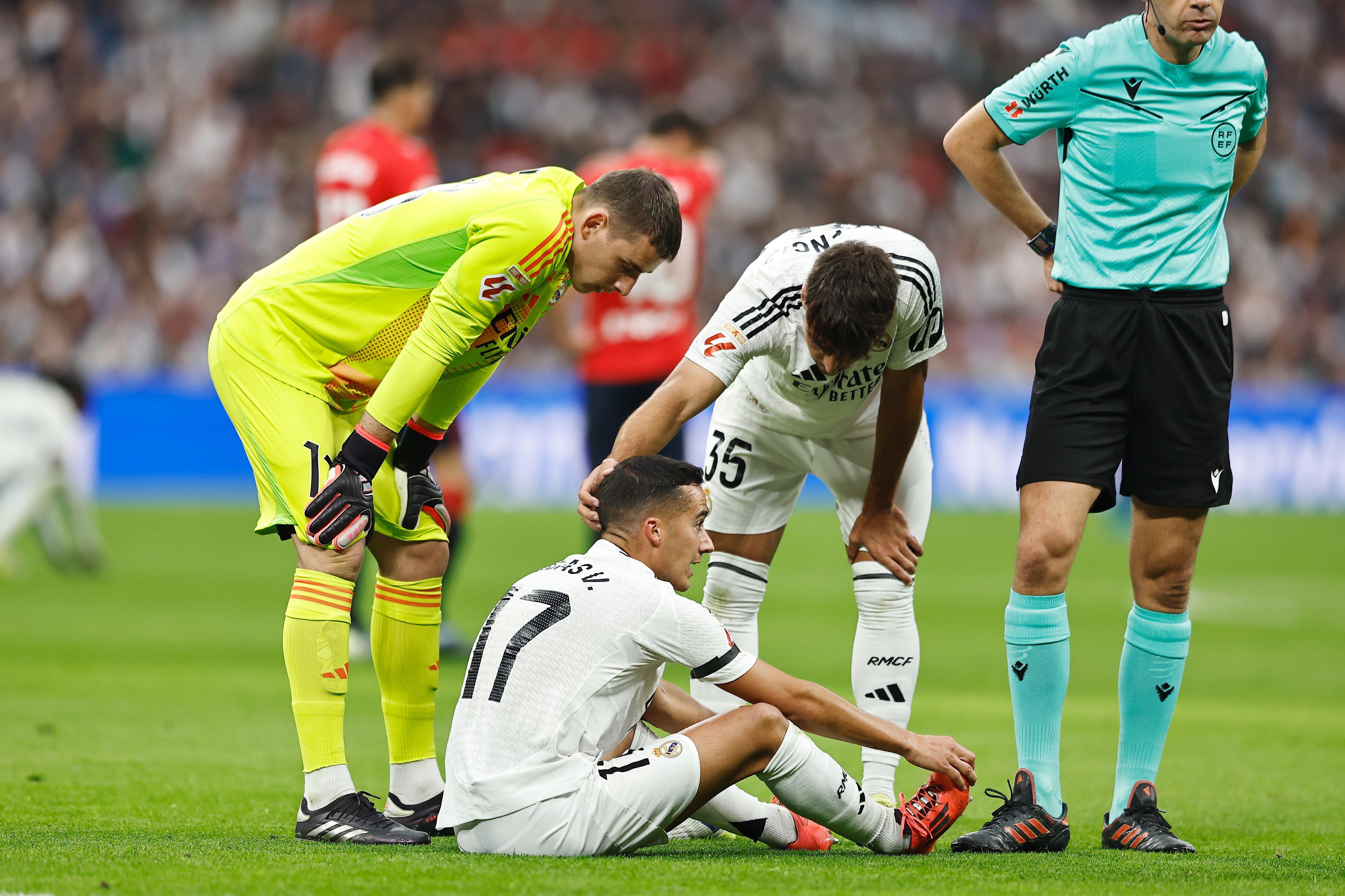 包含皇马队长发挥不佳,球队连续失利的词条 包含皇马队长发挥不佳,球队连续失利的词条