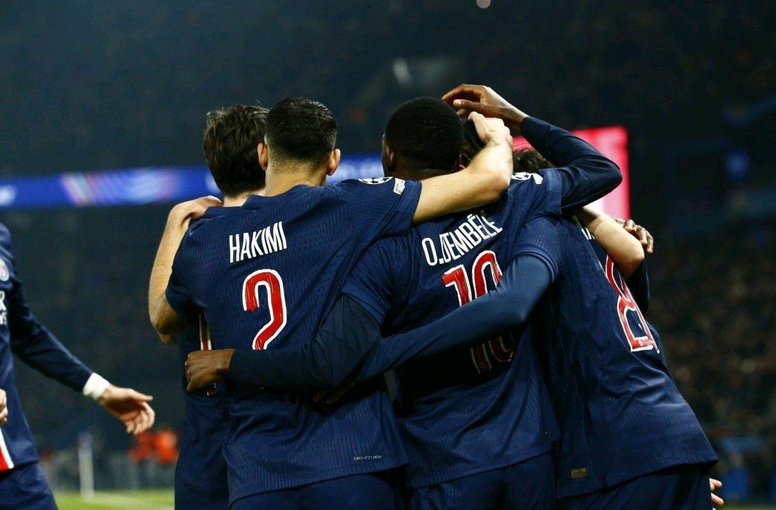 包含巴黎圣日耳曼中场独揽帽子戏法,完胜对手的词条 包含巴黎圣日耳曼中场独揽帽子戏法,完胜对手的词条