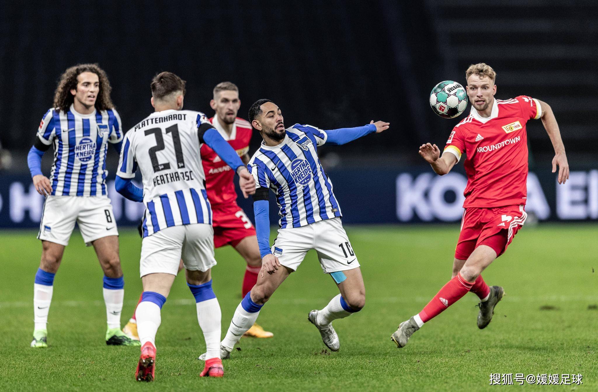 法兰克福击败柏林赫塔,取得关键胜利 法兰克福击败柏林赫塔,取得关键胜利