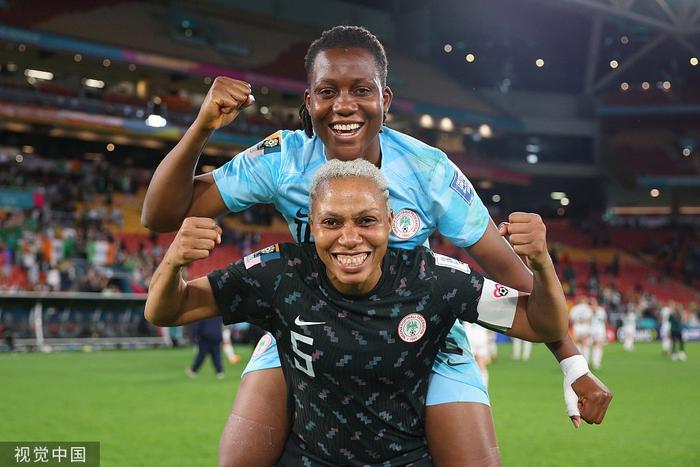 智利女足队队员学习自我防护知识,提高安全意识的简单介绍 智利女足队队员学习自我防护知识,提高安全意识的简单介绍