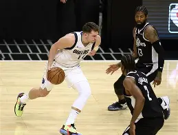 阿雅克斯肖主场获胜,保持良好状态 阿雅克斯肖主场获胜,保持良好状态