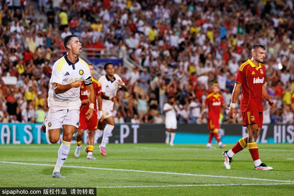 爱游戏登录入口-包含顶级足球盛事精彩连连，引爆球迷热情的词条