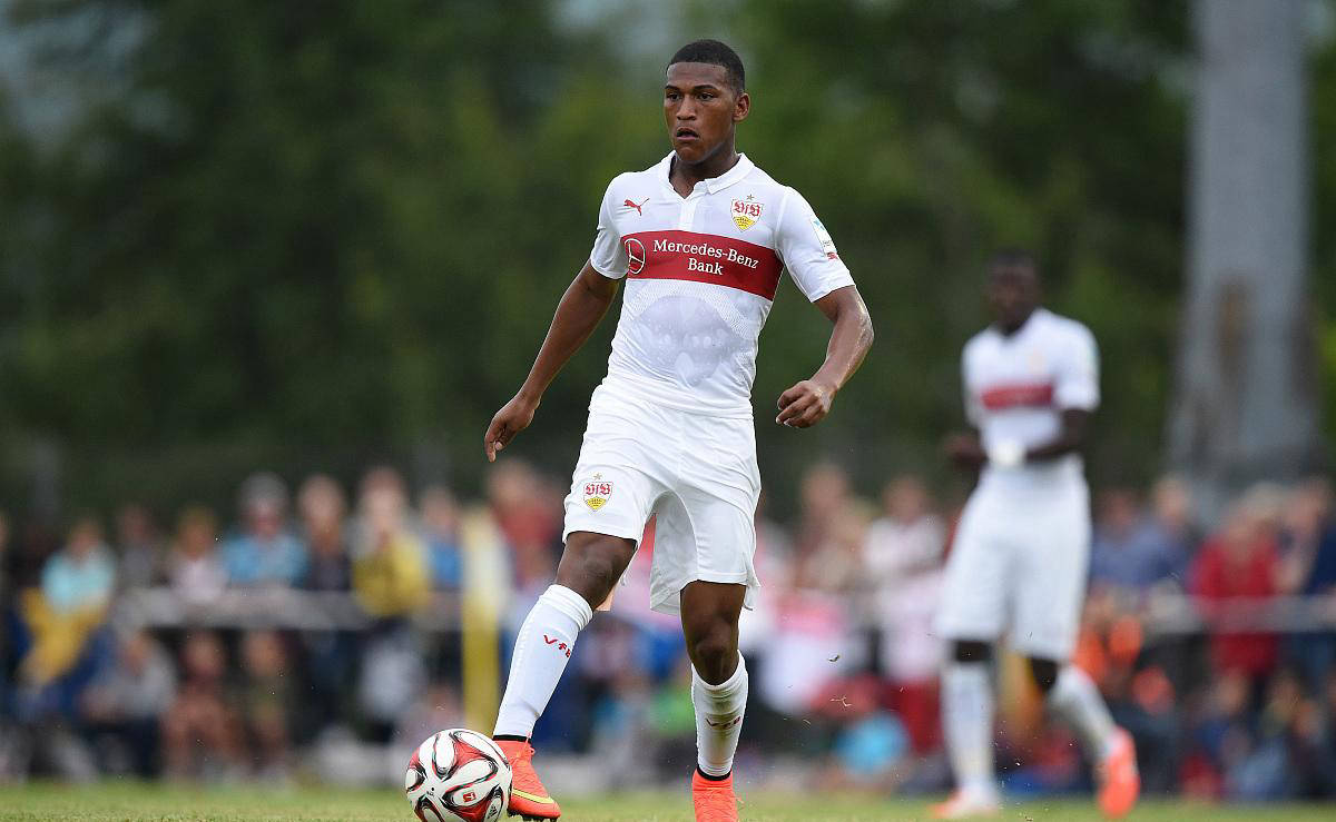 爱游戏官网网页版入口-关于斯图加特连胜法兰克福，积分榜排名提升的信息